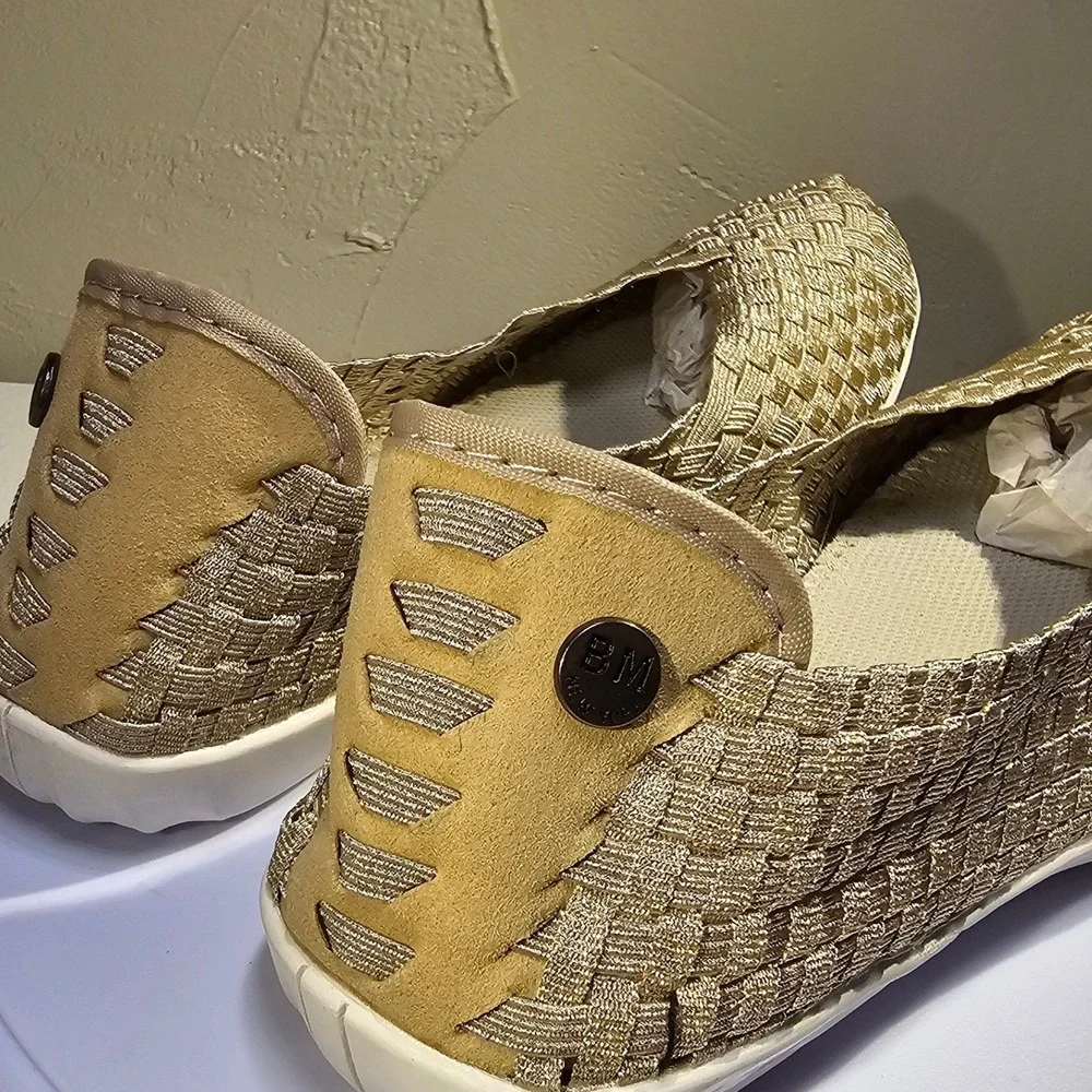 Bernie Mev Catwalk Womens Light Gold Woven Elastic Memory Foam Flats Size 40 New - Picture 3 of 7